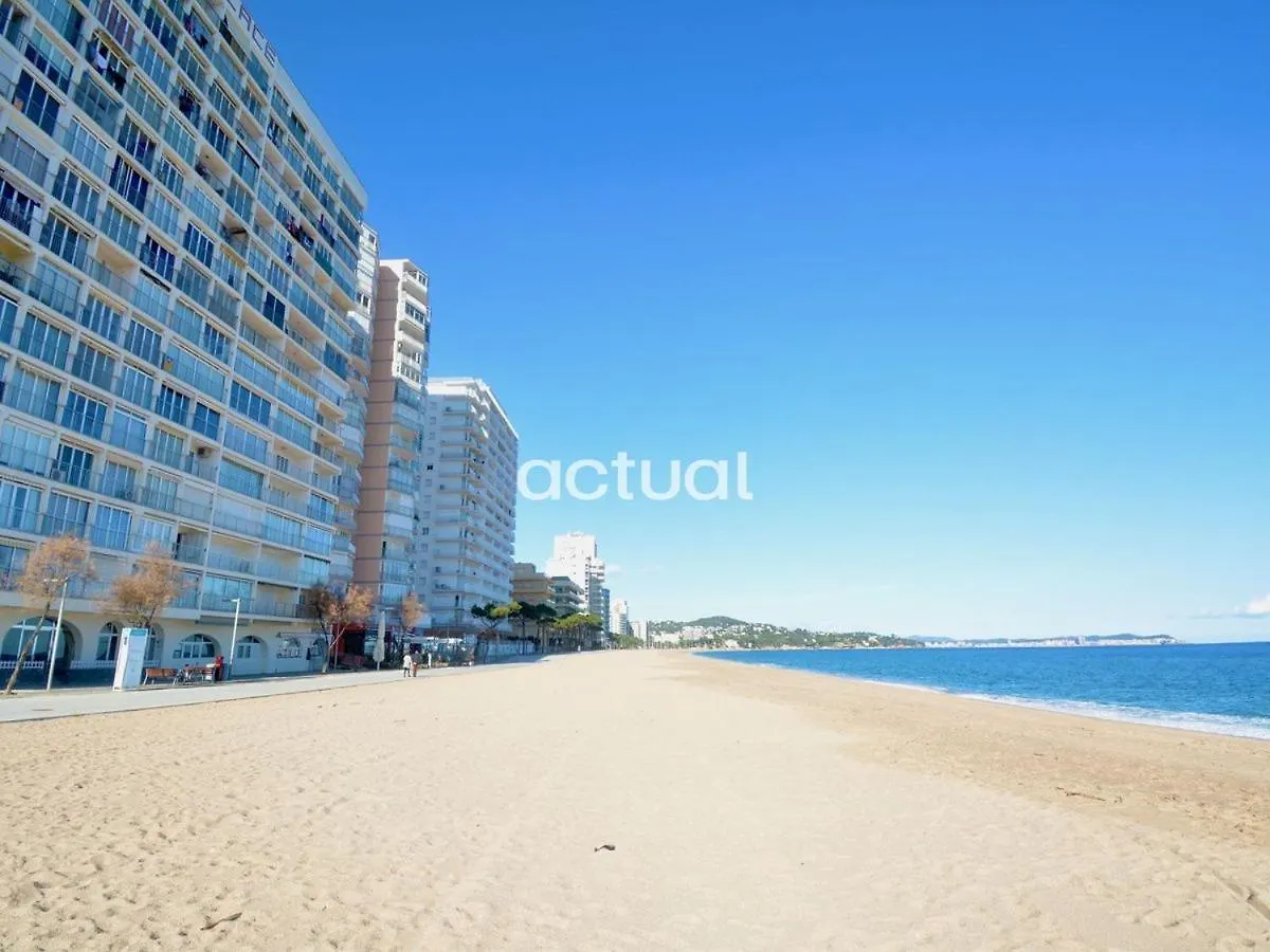 Beach Palace Cb08 プラヤ・デアロ 0*,